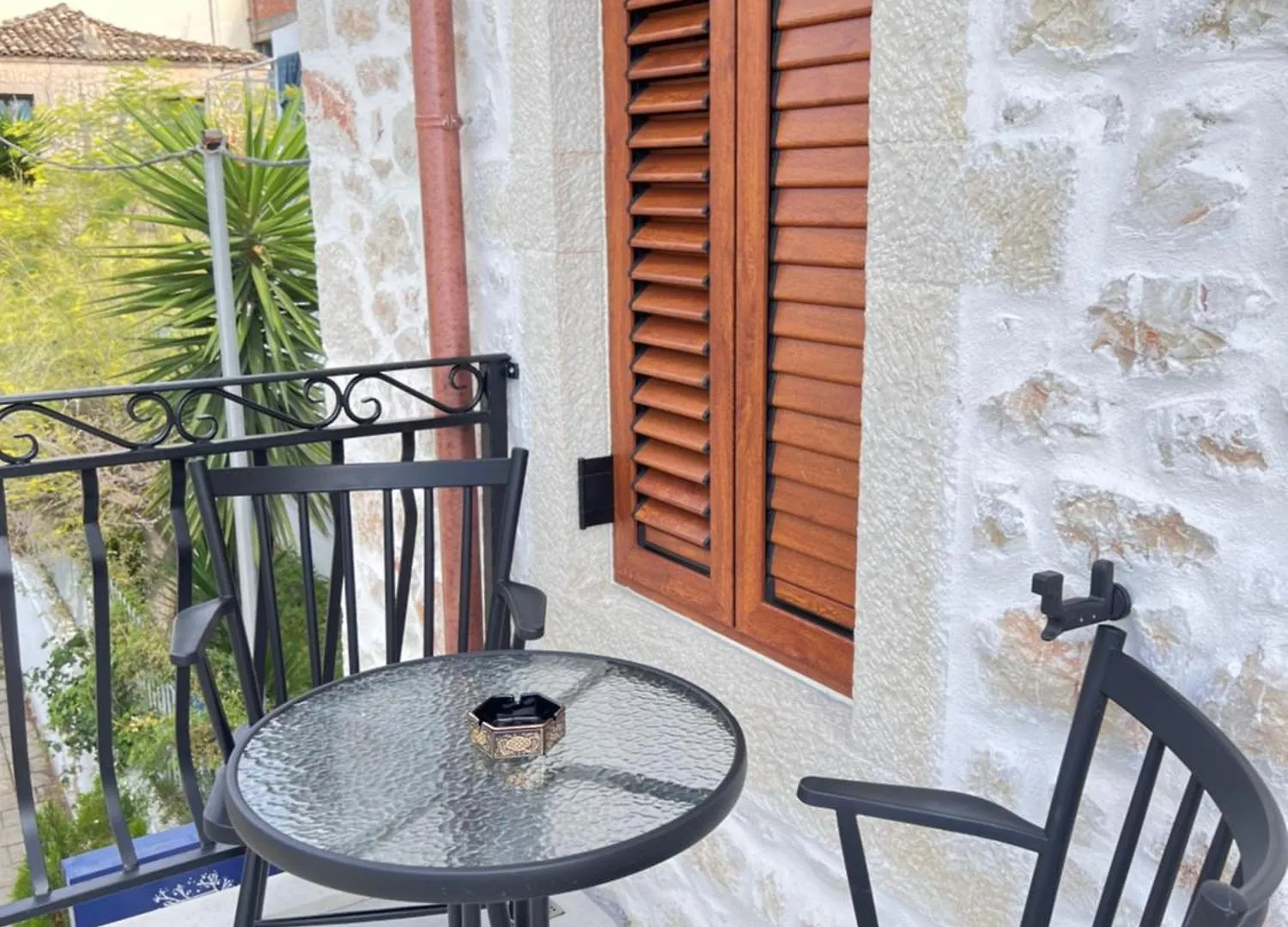 Elpis Guest House Himare Albânia