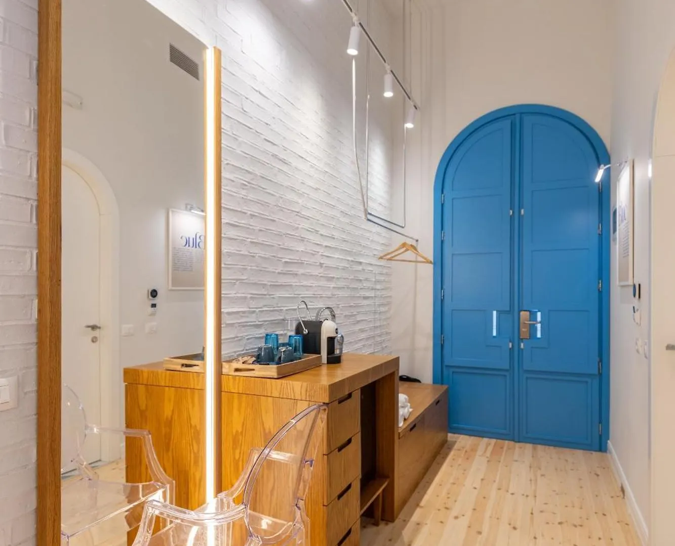 Elpis Guest House Himare