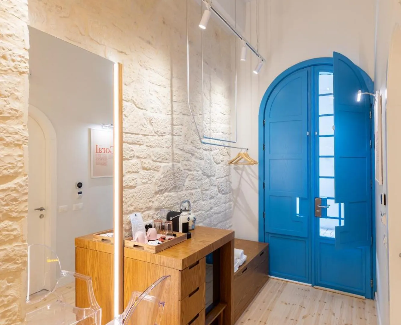 Elpis Guest House Himare