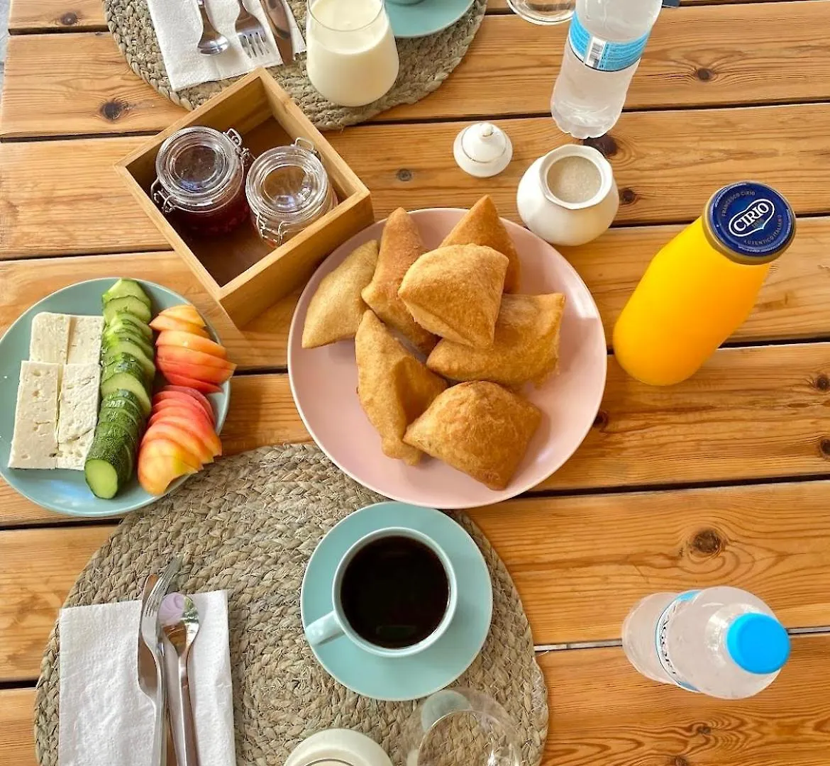 Elpis Guest House Himarë 0*,