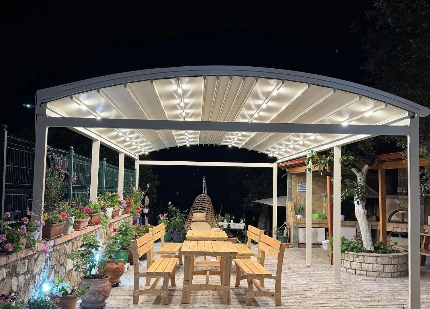 Elpis Guest House Himarë